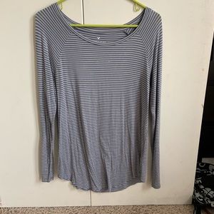 American Eagle Long Sleeve